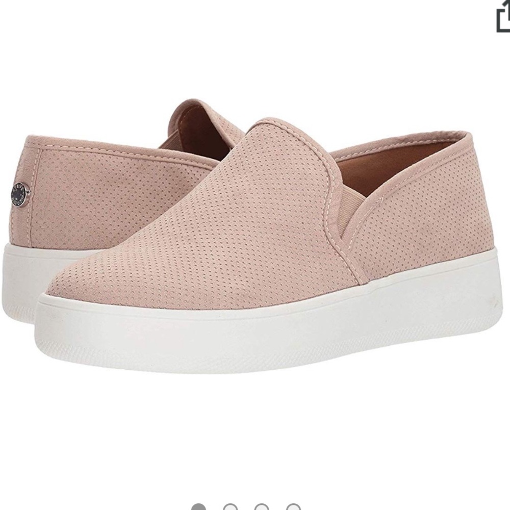Steve Madden Blush pink Slip ons